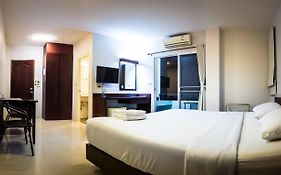 Sunshine Hostel Hua Hin